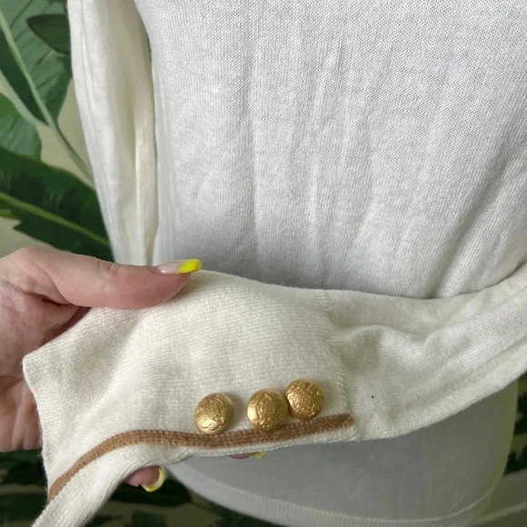 Court & Rowe Ivy League Crewneck Sweater Antique White Tan XS NWT - Picture 4 of 9